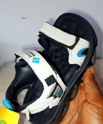 Sandals 15
